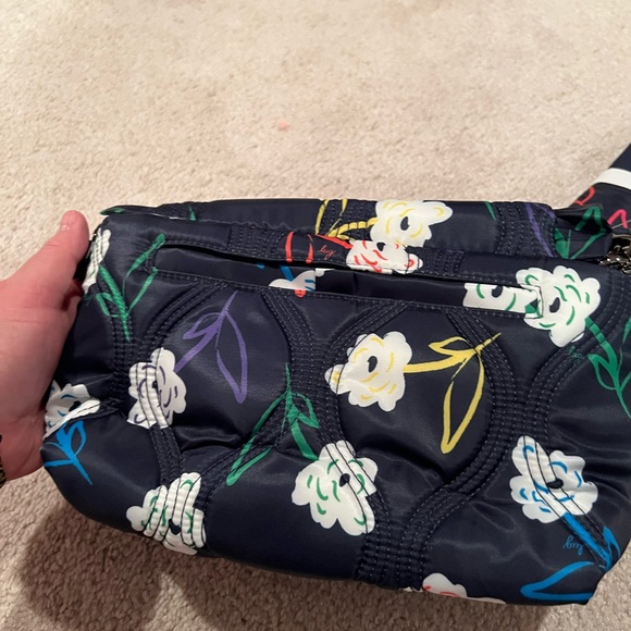 Lug Conga Crossbody bag in Bright Floral NWT - Picture 5 of 6